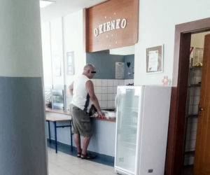 Pedofil w szkolnej stołówce!