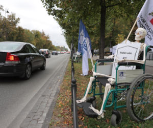 16 000 za zduszenie strajku, 3000 za ratowanie życia