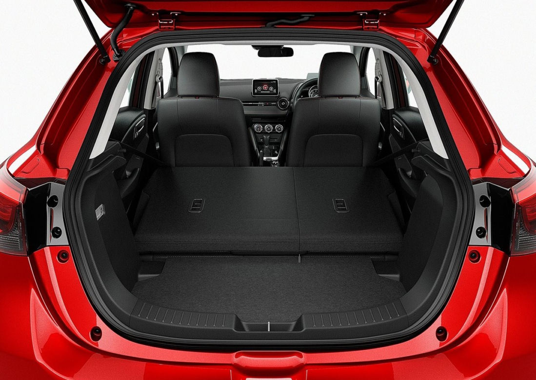 2015 nowa Mazda 2