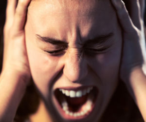 7 codziennych nawyków, które niszczą twój mózg! Neurolog ujawnia ukryte zagrożenia