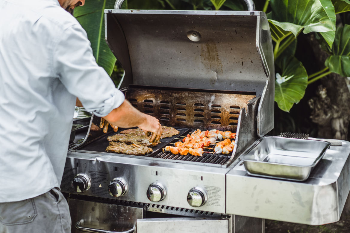 Miejsce II – grill gazowy: cena od 140 do 4000 (za 6-palnikowy)