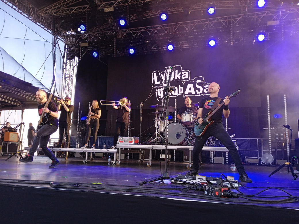 Koncert zespołu Łydka Grubasa w ramach Rockowizna Festiwal 2023 w Poznaniu