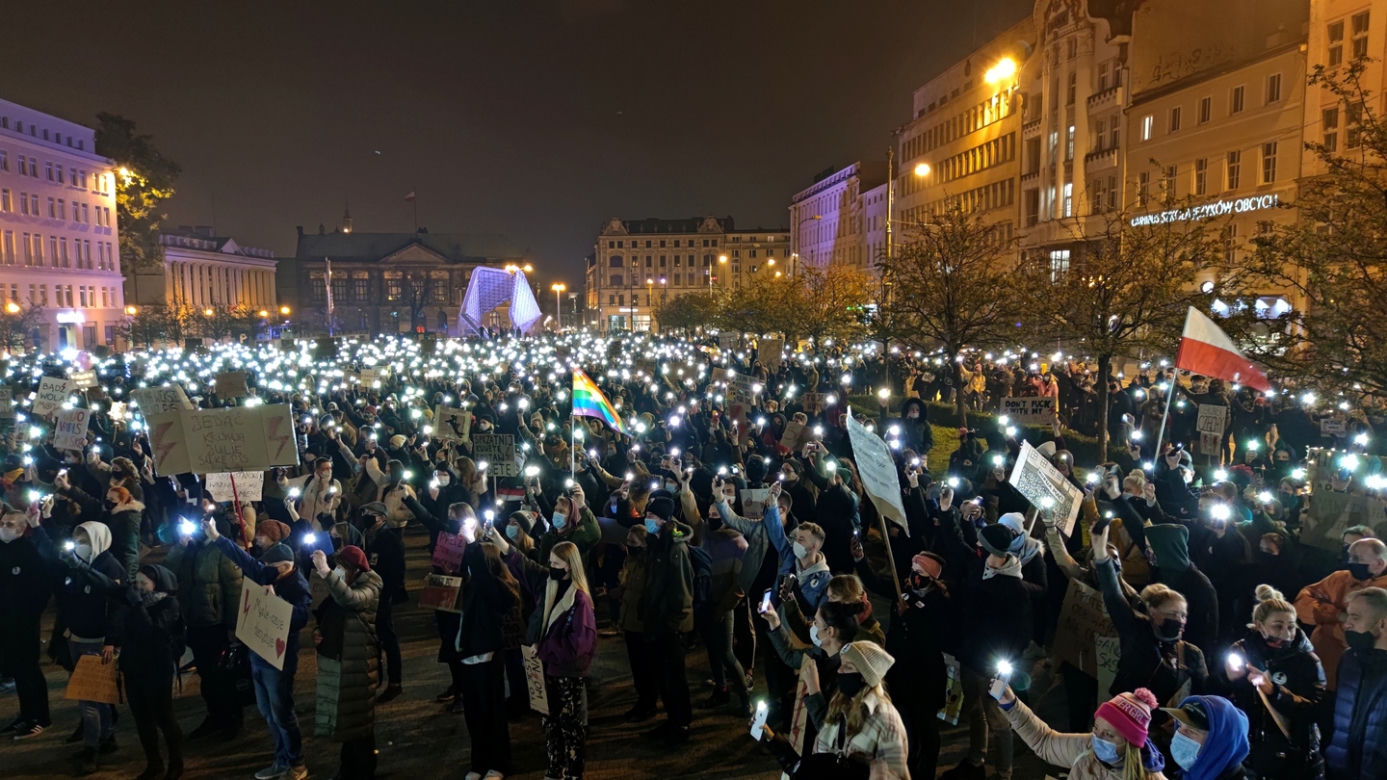 Strajk Kobiet na placu Wolności