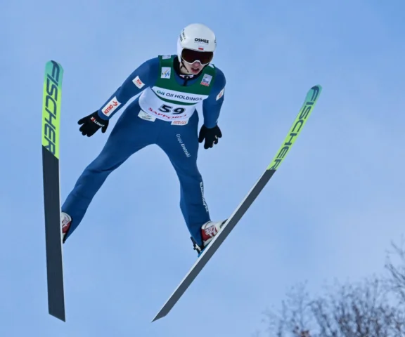 PŚ w Sapporo. Domen Prevc znów wygrywa! Tomasiak najlepszy z Polaków