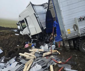 Tragedia na DK 15 niedaleko Inwrocławia! Kierowca osobówki zginął na miejscu [ZDJĘCIA]