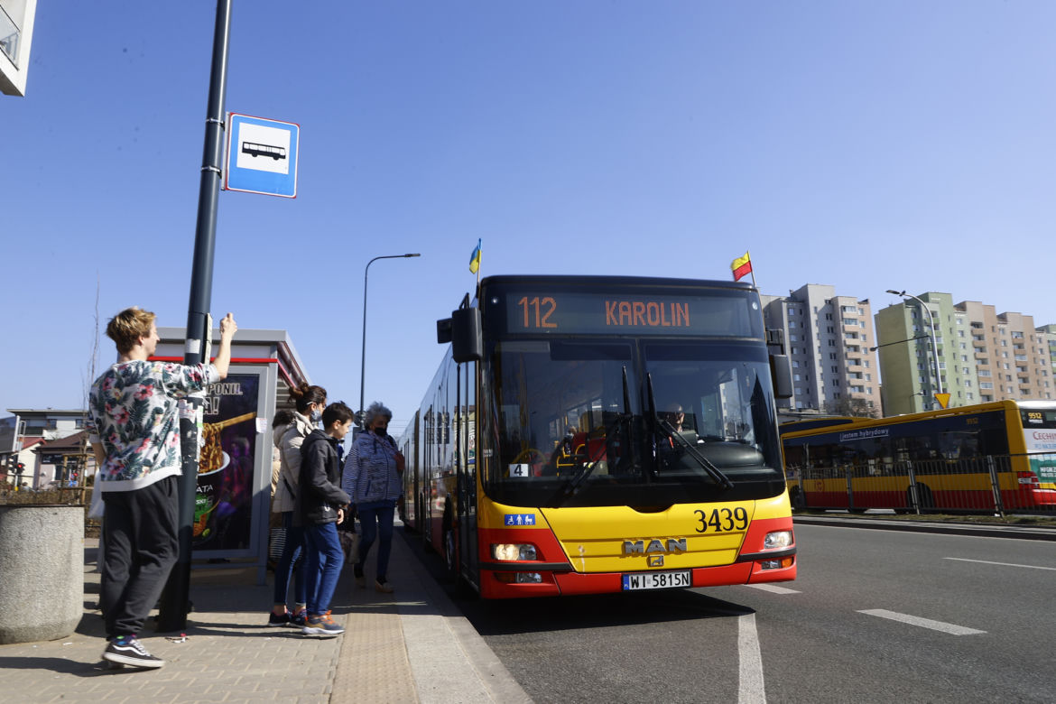 Metro wykosi autobusy z Bemowa. Pasażerowie są wściekli 