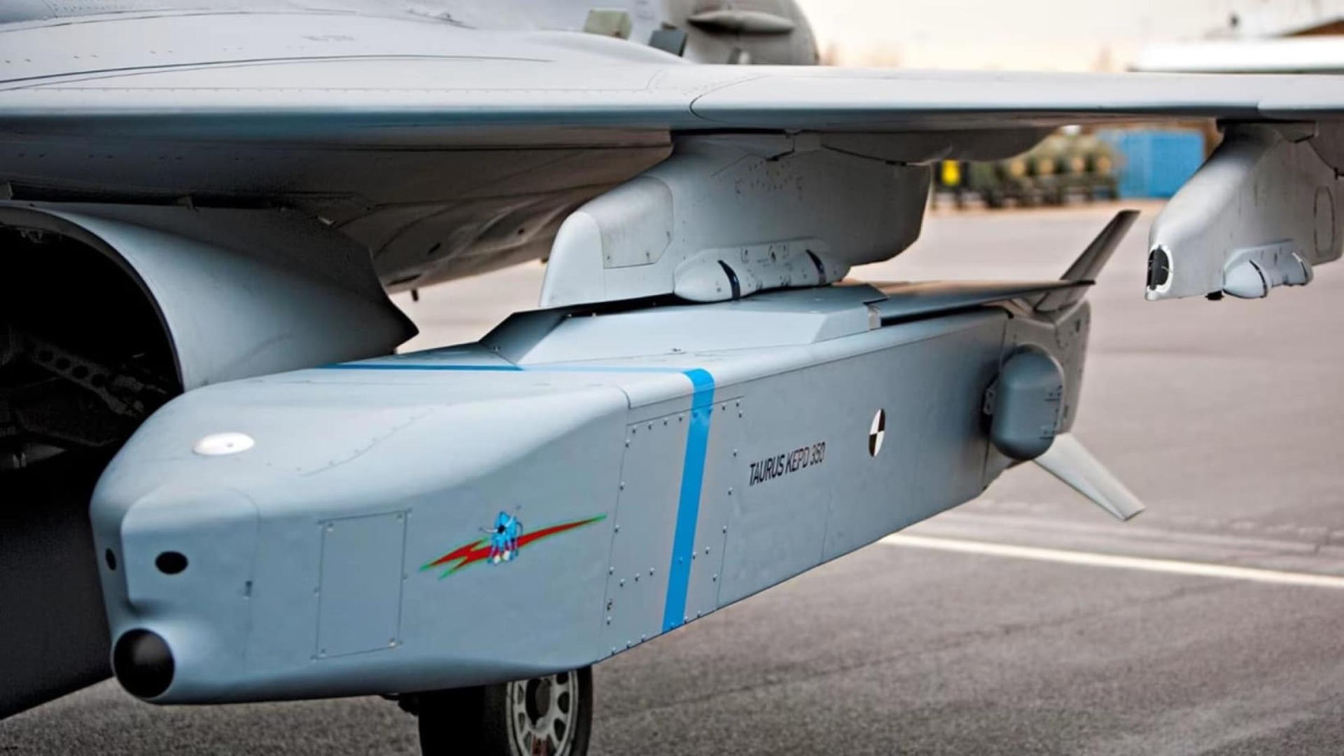 Taurus pod skrzydłem JAS39 Gripen C