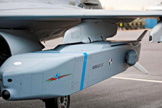 Taurus pod skrzydłem JAS39 Gripen C