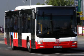 Komunikaty głosowe w autobusach miejskich. Będą przypominać o obowiązku zakrywania ust i nosa 