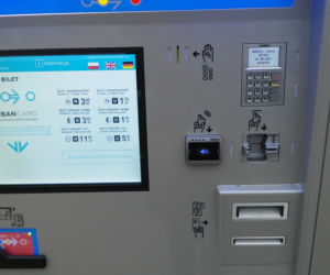 Nowe biletomaty w tramwajach, autobusach i na przystankach