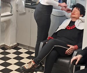 Joanna Senyszyn u fryzjera