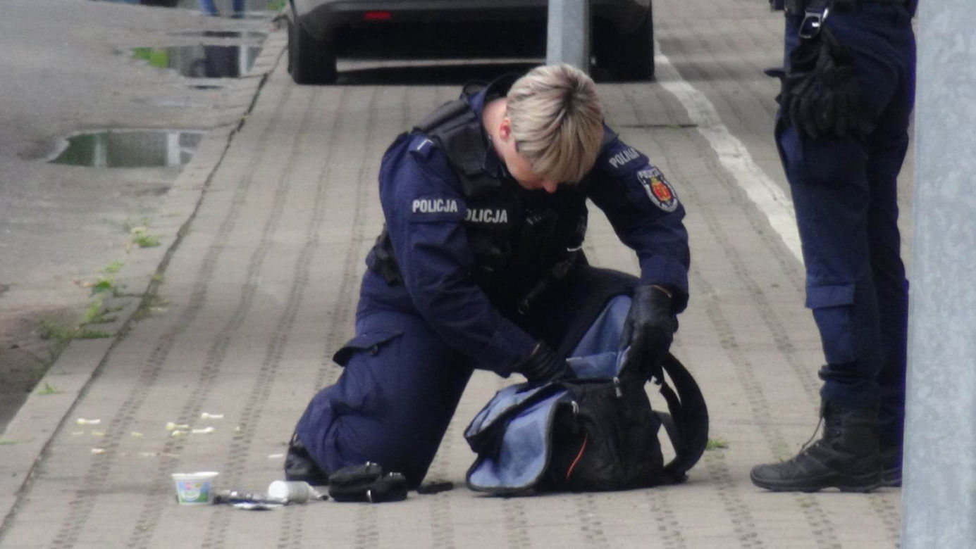 Pościg za kierowcą na Pradze, w ruch poszedł gaz. Policjant w karetce. Co tam się stało?!