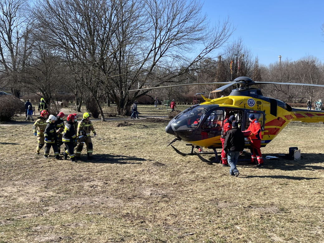 Pruszków: Wypadek w cyrku. Akrobaci trafili do szpitala 