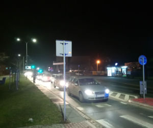 Poważny wypadek w Nowej Hucie. Karetka jadąca na sygnale zderzyła się z samochodem