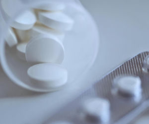 Coraz więcej pacjentów pyta o iwermektynę. Onkolog: nie działa na raka i może być niebezpieczna