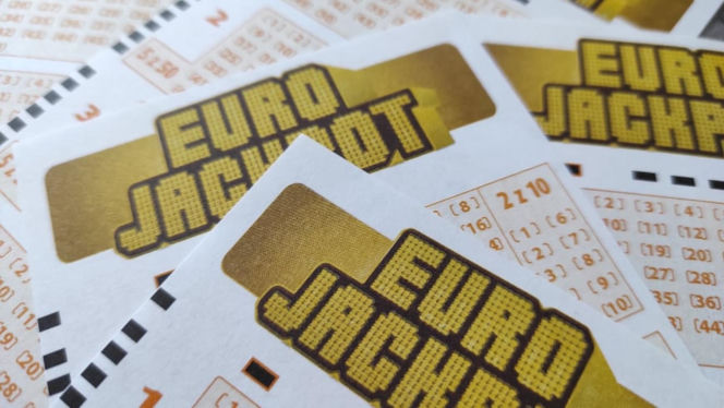 Zagrał na chybił trafił w Eurojackpot. Polak zgarnął fortunę