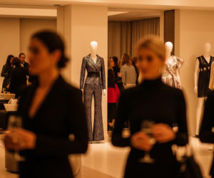 Leszek Miller z rodziną na pokazie mody. Kto skradł show na modowych salonach?