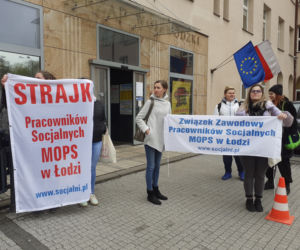 Protest pracowników socjalnych w Łodzi