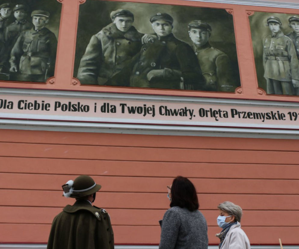 Mural poświęcony Orlętom Przemyskim