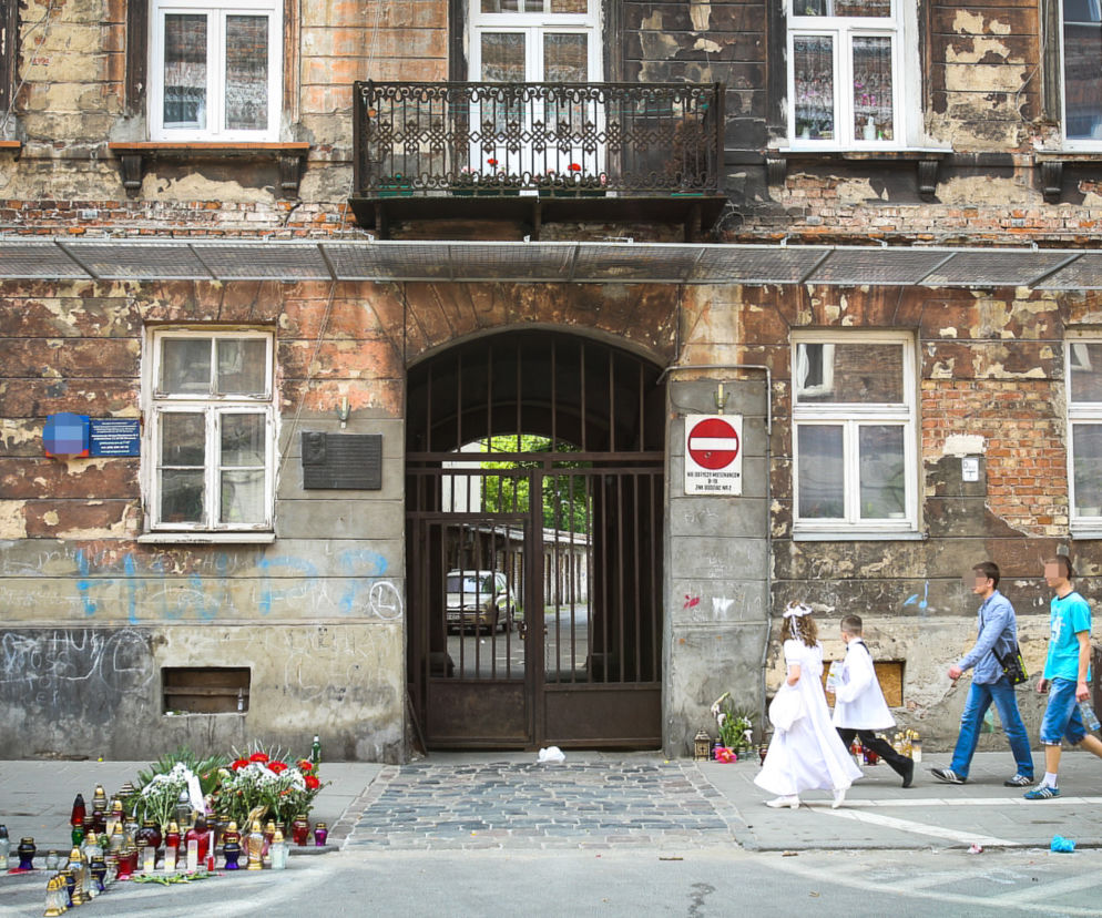 BRZESKA.