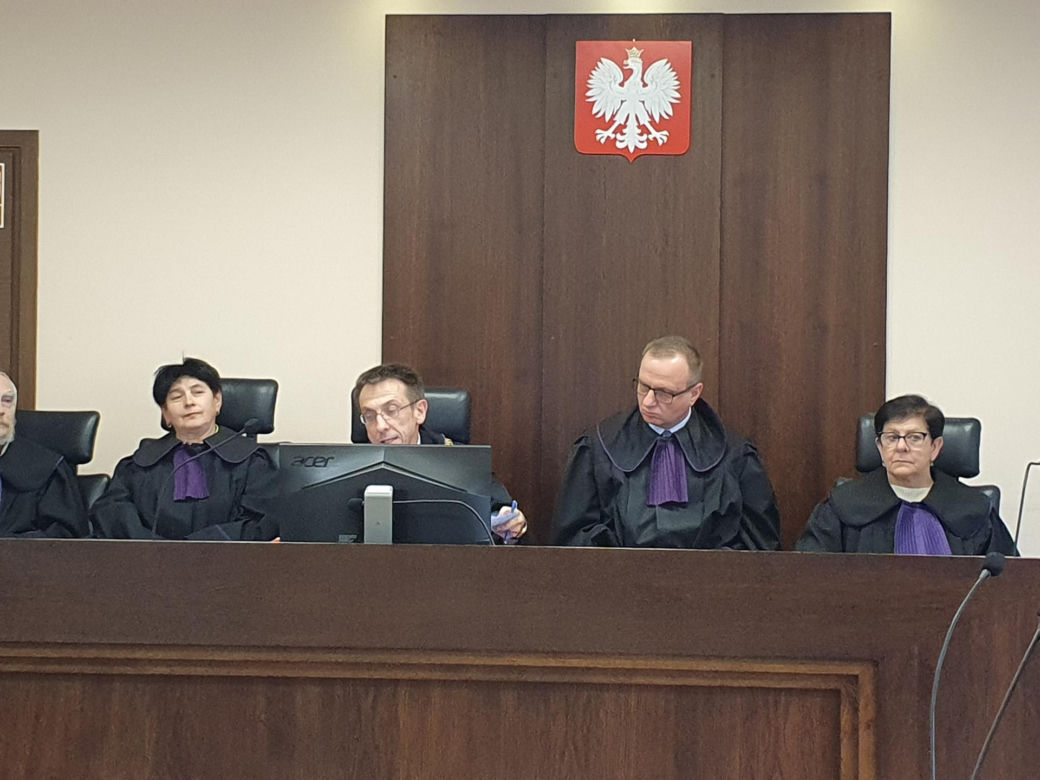 Podciął gardło koledze, bo pokłócili się o kobietę. W tle walka o dziecko