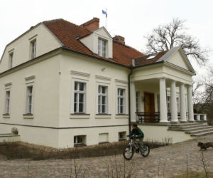 Efekt Nowaka. Po aferze zegarkowej politycy przypominają sobie, co cennego kryją ich domy
