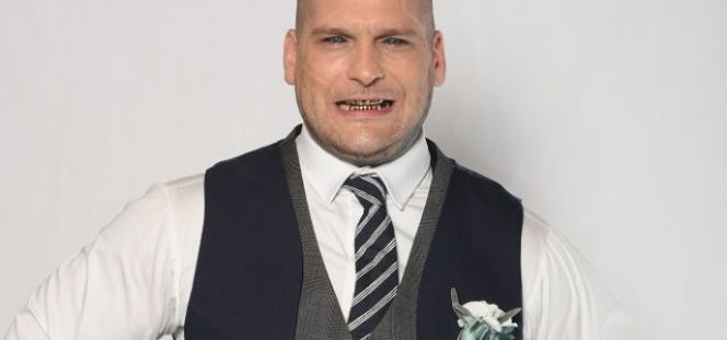 Popek z fanami śpiewa dla Littlemonster96! Co na to YouTuberka? 