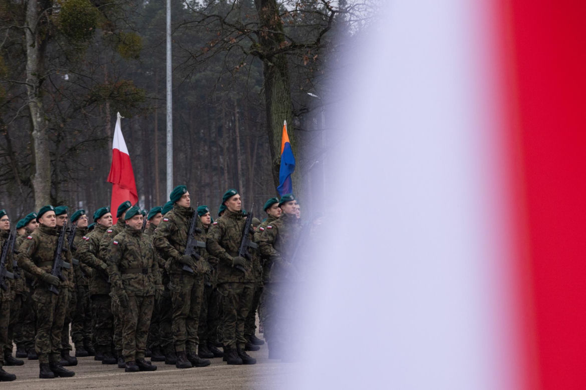 Karol Nawrocki pojawił się na przysiędze żołnierskiej kolegi z ringu