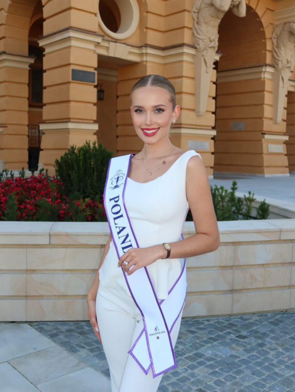 Miss Polski Oliwia Mikulska na stadionie i nie tylko