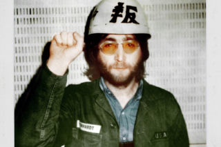 John Lennon nienawidził nagrywać drugi raz wokalu. Jego lenistwo dało The Beatles efekt, który odmienił rocka