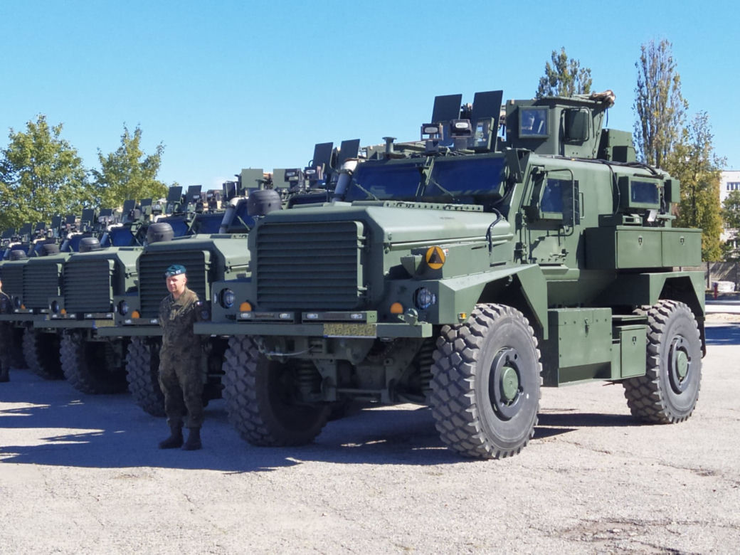 Premier Morawiecki w Siedlcach: oficjalne przekazanie 18. Dywizji Zmechanizowanej transporterów Cougar - 05.09.2022