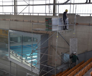 Zabezpieczają elewację Floating Areny