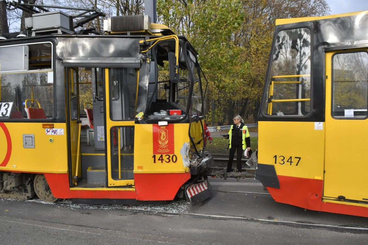 Wypadek tramwajowy przy ul.Elekcyjnej w Warszawie