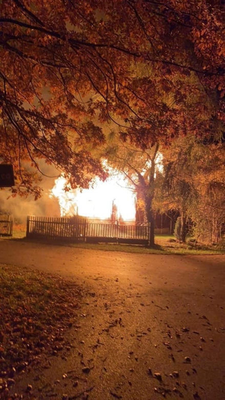 Błotnica: Tragiczny pożar. Z domu nie zostało nic, dwa zwęglone ciała w pogorzelisku!