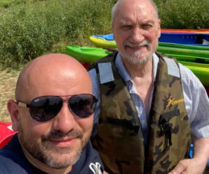 Antoni Macierewicz na... kajakach. Wiosłował w Świętokrzyskiem! 