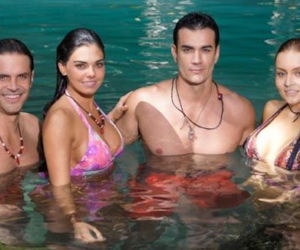 OTCHŁAŃ NAMIĘTNOŚCI. Gael (Mark Tacher), Paloma (Livia Brito), Damian (David Zepeda), Elisa (Angelique Boyer)