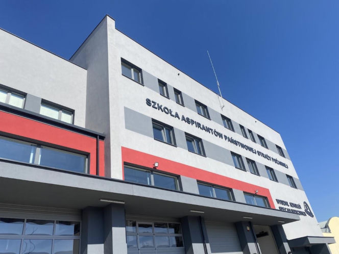 Nowa siedziba Jednostki Ratowniczo Gaśniczej numer 2 w Nowym Sączu