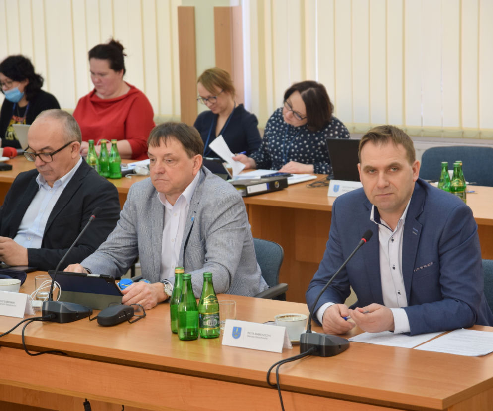 Przehuśtano pieniądze z budżetu państwa? Kończy się kontrola w starachowickim szpitalu