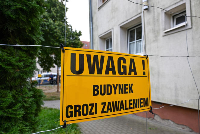 Uszkodzona kamienica przy ul. Hożej w Szczecinie