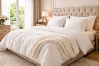 Dodaj to do prania pościeli. Będzie miękka jak z luksusowego hotelu 