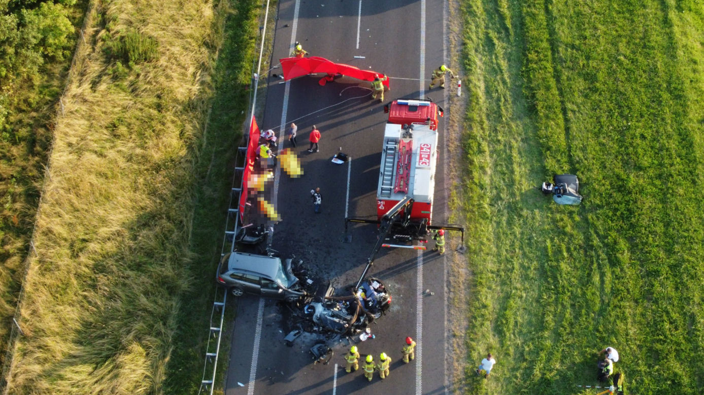 Drogowy koszmar koło Elbląga. Nie żyją cztery osoby, w tym 4-letnie dziecko