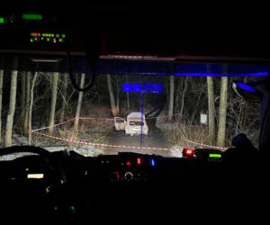 Makabra pod Mordami. Spalił się w aucie, bo zapalił papierosa