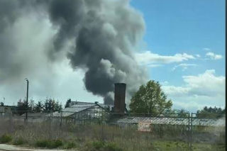 Pożar hali magazynowej