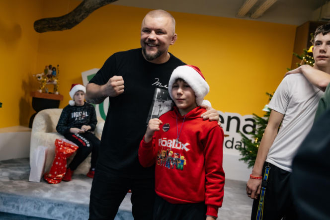 Omenaa Mensah i Rafał Brzoska umieją w prezenty. Wydali 1,7 mln złotych