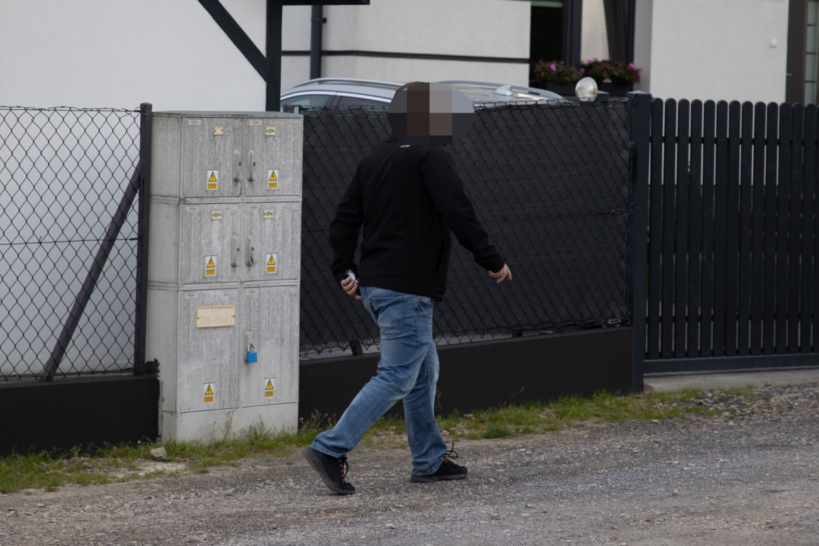 Cztery ciała w Tarnowie. Kobieta i dzieci zginęły od ciosów szlifierką kątową? 