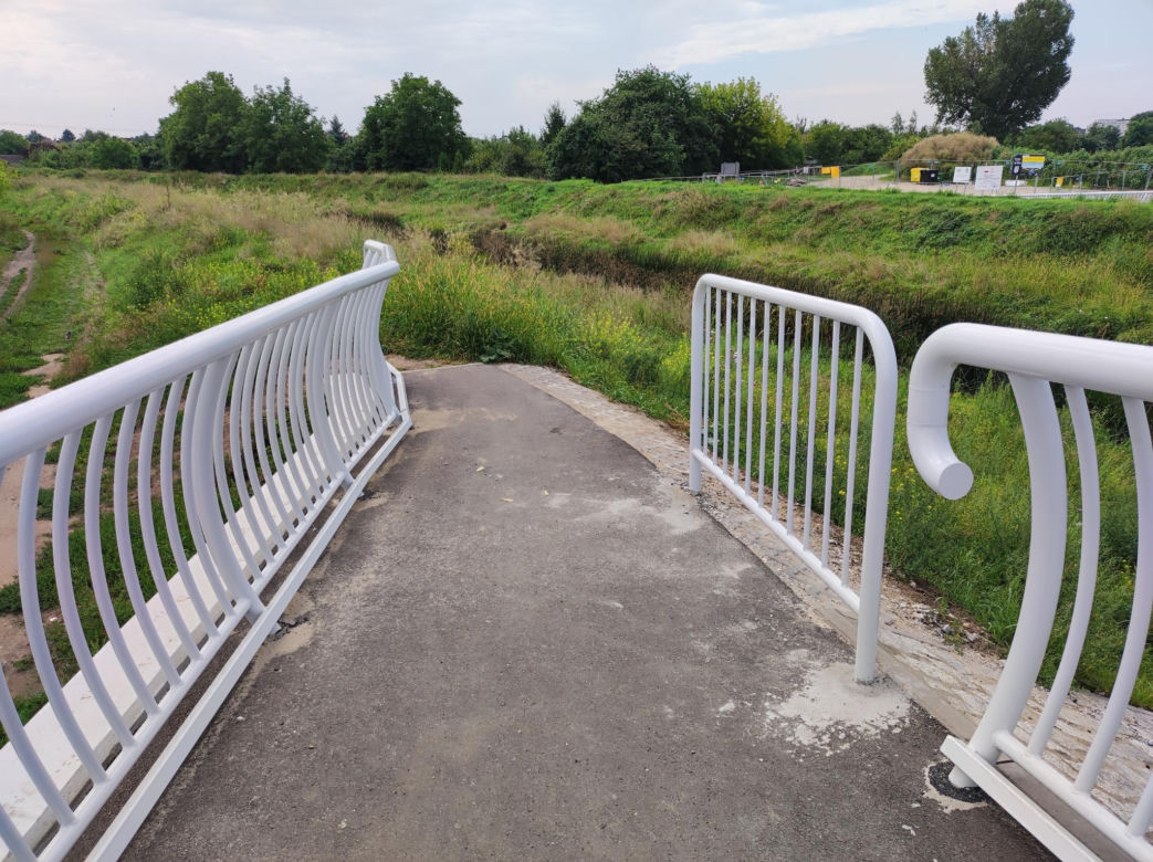 Rowerowe teleporty we Wrocławiu. Tutaj niespodziewanie kończą się drogi
