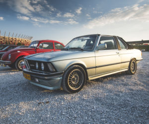 Spotkanie grupy Youngtimer Warsaw pod PGE Narodowym