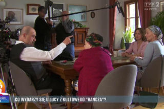 Ranczo 11 sezon na planie w Pytanie na śniadanie. Lucy (Ilona Ostrowska), Solejukowa (Katarzyna Żak), babka (Grażyna Zielińska), wójt Kozioł (Cezary Żak)
