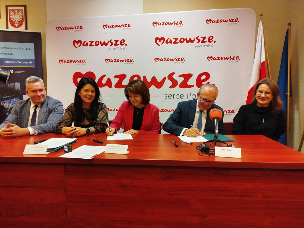 Umowy na dotacje unijne dla czterech lokalnych inwestycji w subregionie siedleckim i powiecie mińskim zostały już podpisane!