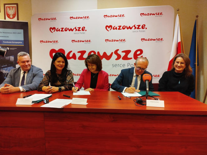 Umowy na dotacje unijne dla czterech lokalnych inwestycji w subregionie siedleckim i powiecie mińskim zostały już podpisane!